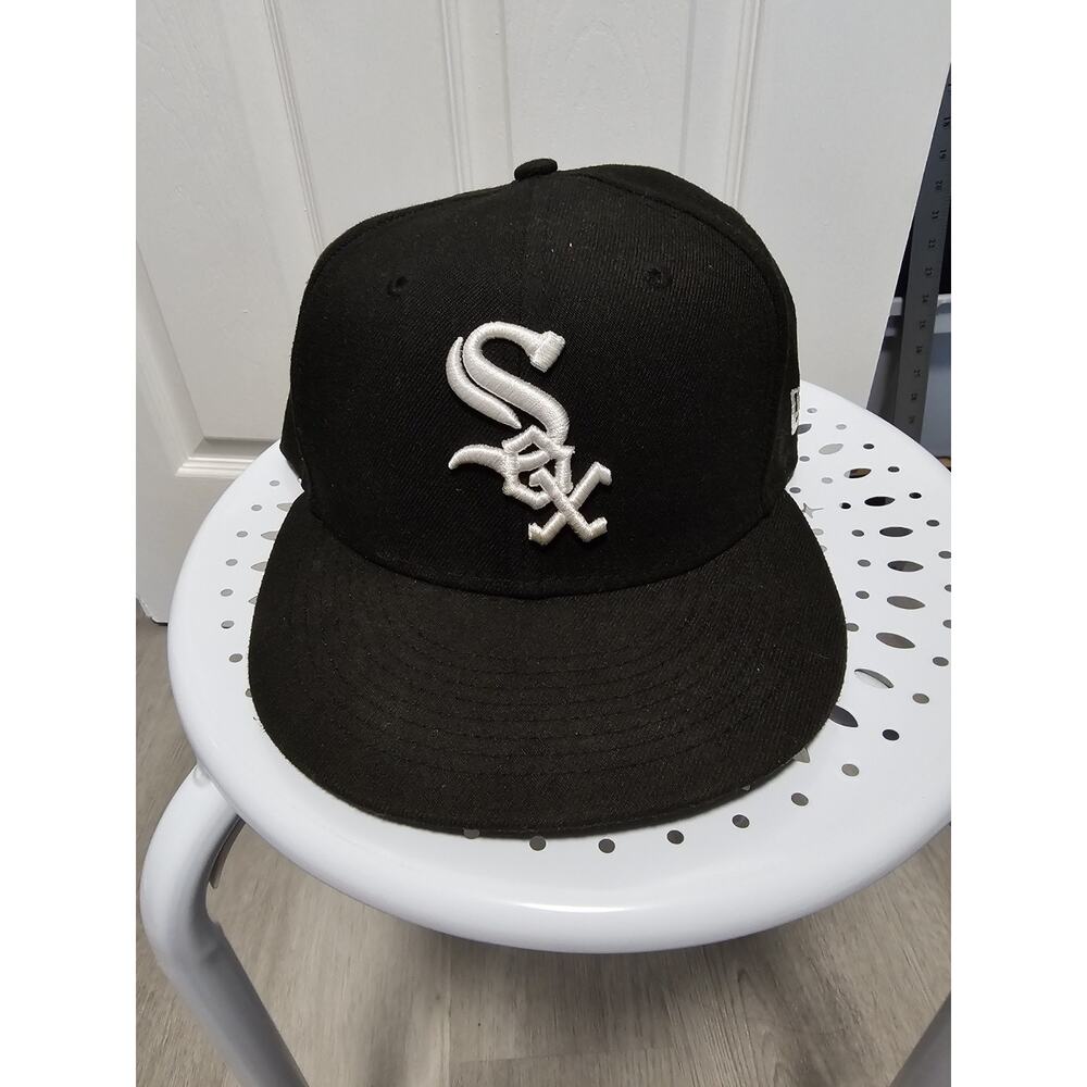 Chicago White Sox Hat Cap 7 1/2 Black White New Era 59 Fifty On Field Cap MLB